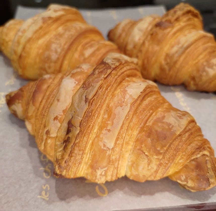 【国産小麦＆自家培養酵母100％】自家製惣菜パン多め＋クロ系多め パンセット！