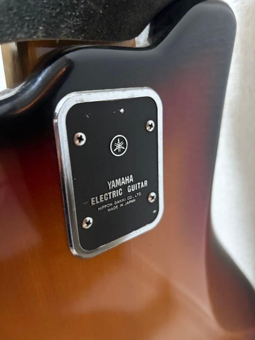 Yamaha エレキギター サンバースト　ギター　レア　希少
