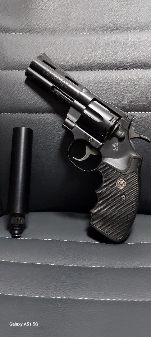 東京マルイ コルトパイソン357マグナム4インチ リボルバー サプレッサー付き