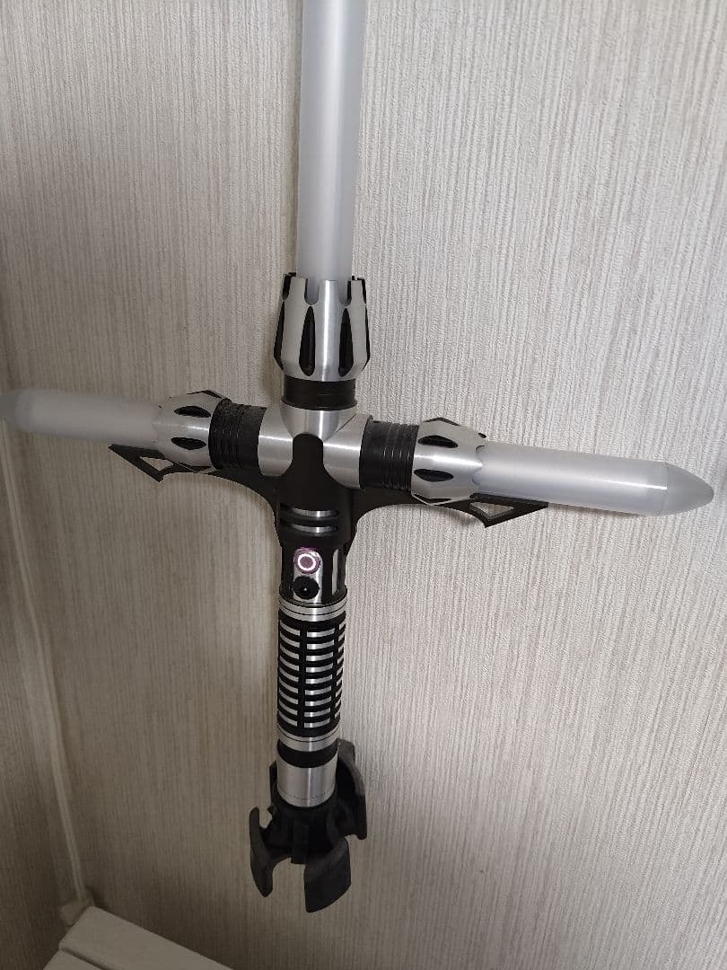 クロスガード型ライトセーバー saber forge