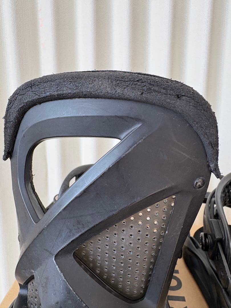 お値下①スノーボードセット　ヨネックス【スリーク142cm】バートン【レクサＭ】