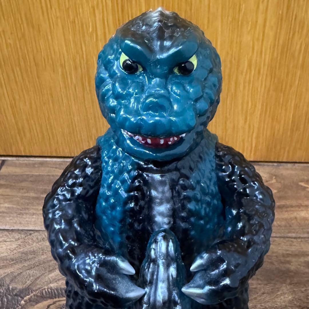 メディコムトイ 安楽安作 ゴジラ1971（『ゴジラ対ヘドラ』版）1期【中古品】