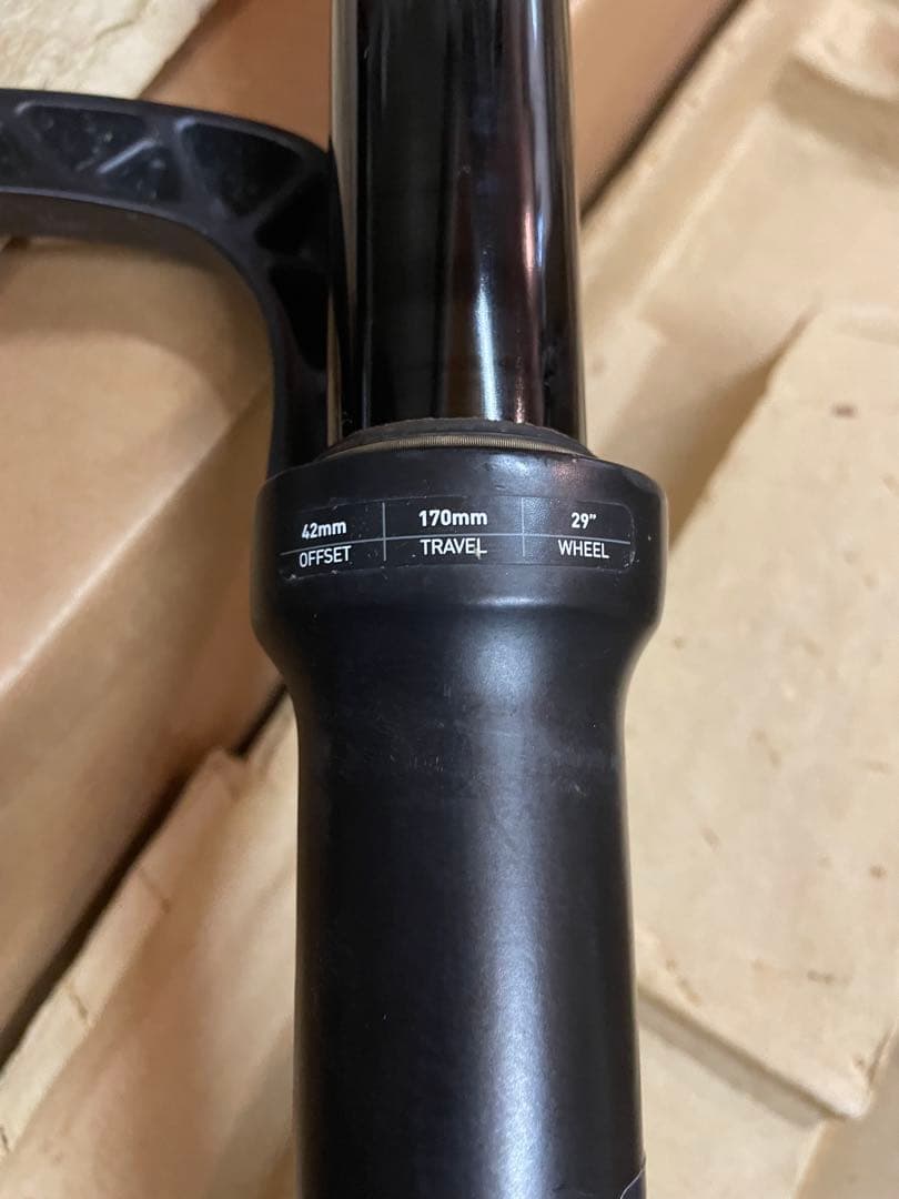 RockShox Yari 29er サスペンションフォーク