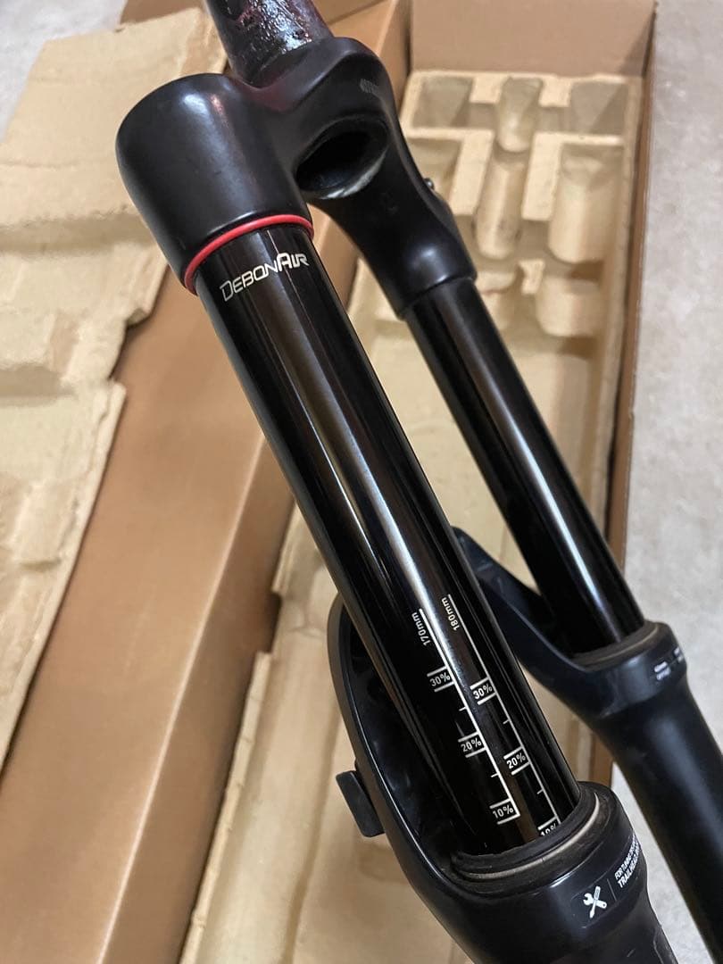 RockShox Yari 29er サスペンションフォーク