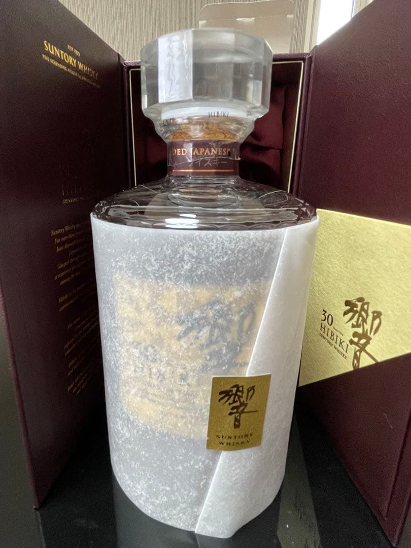 響 30年 ウイスキー 白箱付き