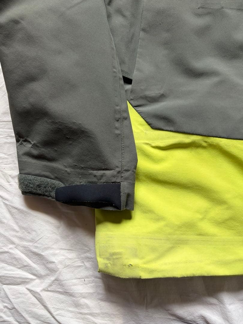 Arc’teryx sentinel lt jacket gore-tex