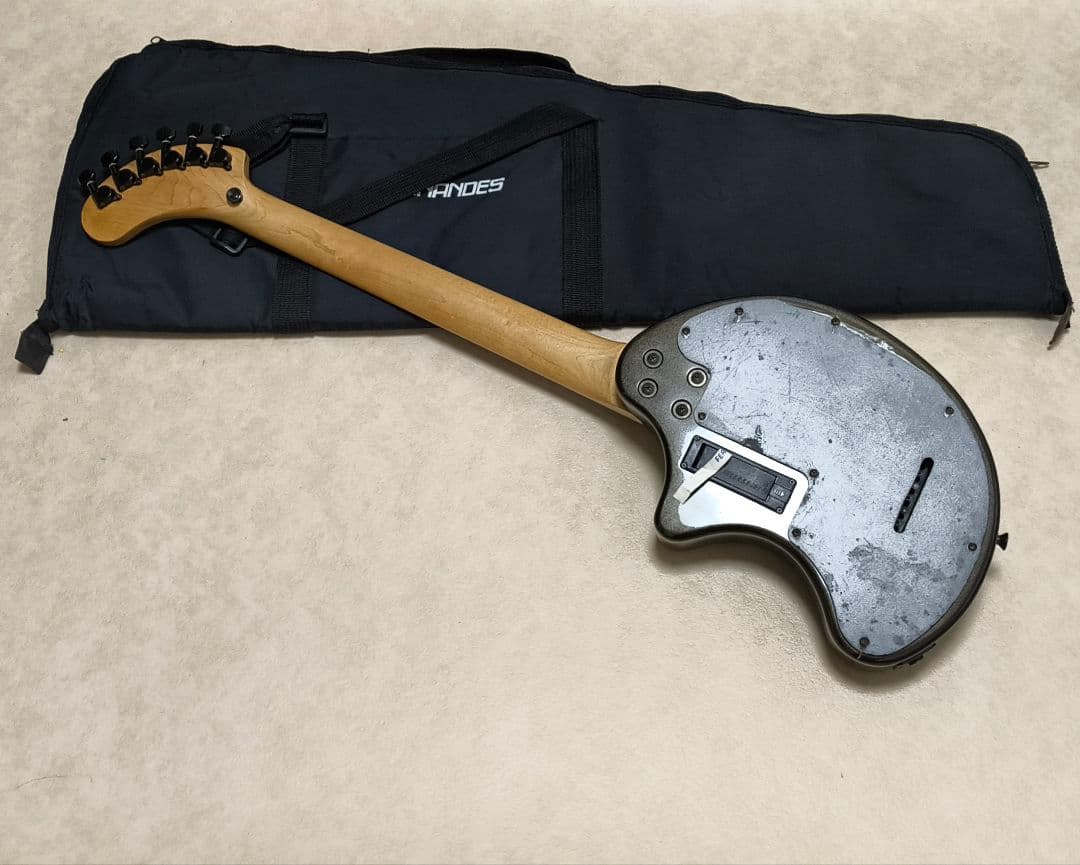 【美品】ZO-3 芸達者 MB アンプ内蔵ミニギター ケース付