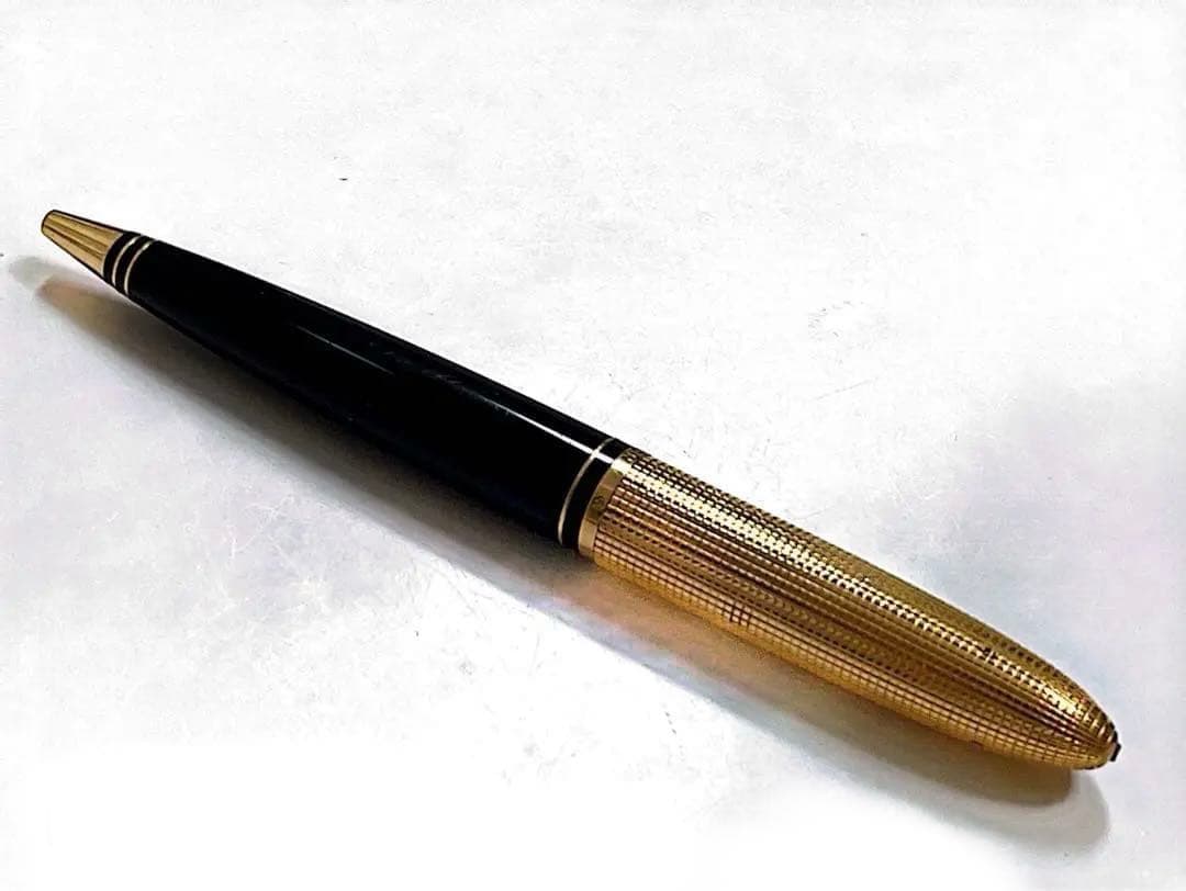 k*9様 LOUIS VUITTON ボールペン 黒と金