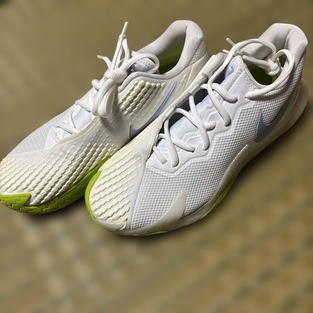 最終値下げ【ナダル】Nike テニスシューズ ホワイト/ライム　25cm