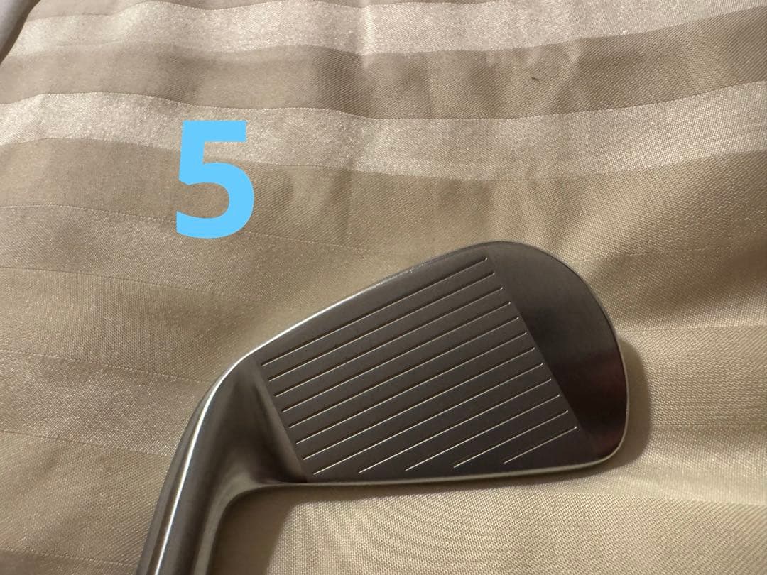 極美品 タイトリスト T100 2023 7本セット（4〜PW） 保証証あり