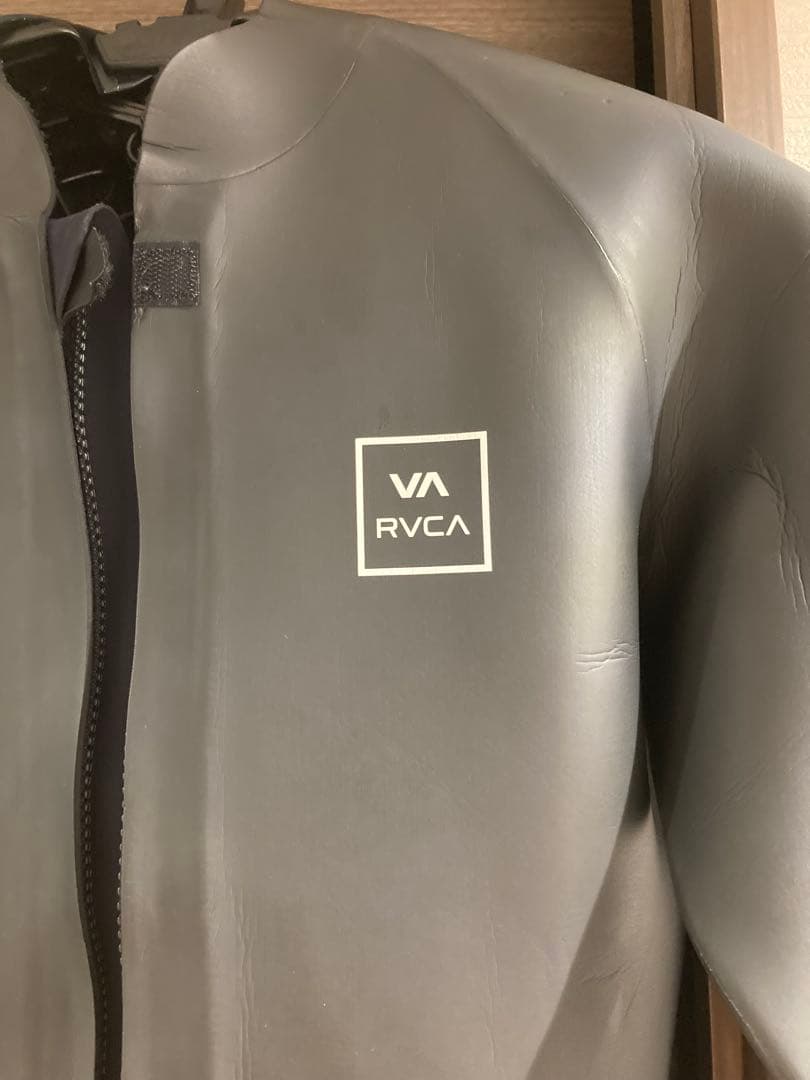 RVCA ブラック タッパー フロントジッパー　XL 2mm