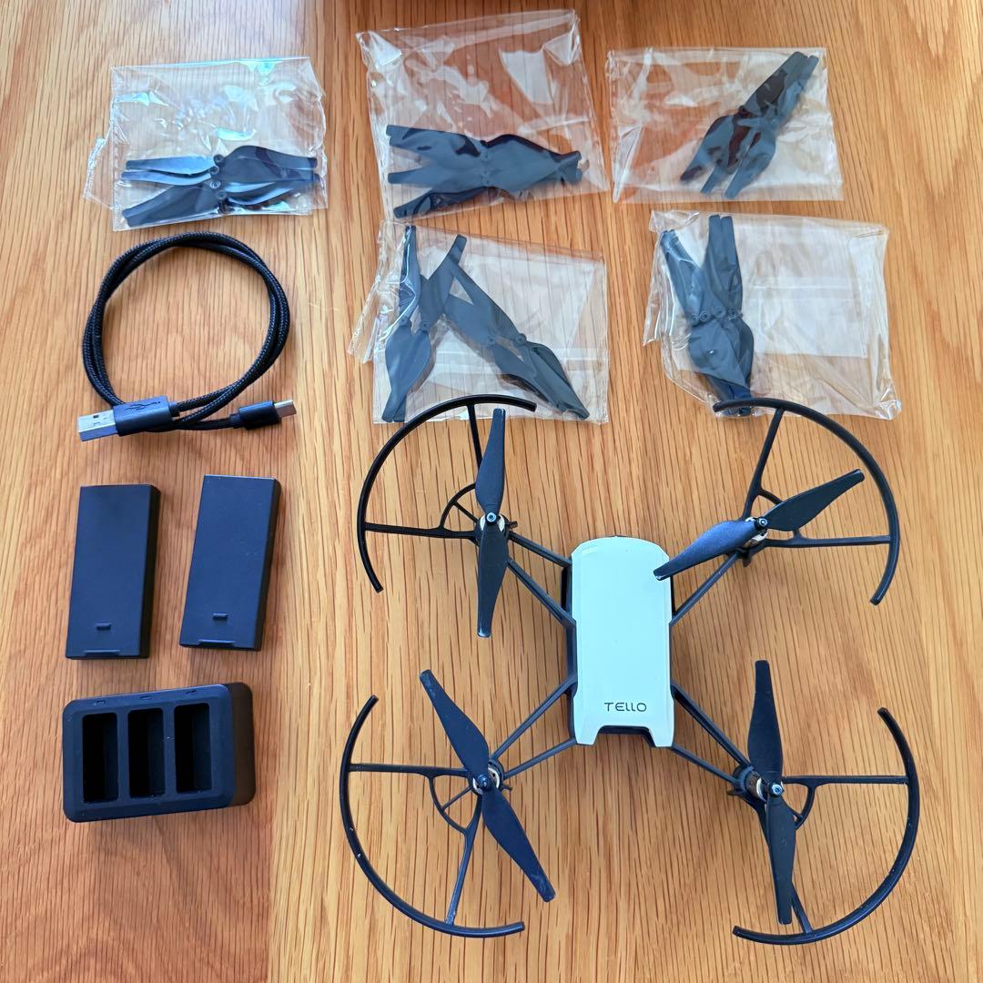 トイドローン　Tello DJI BoostCombo セット　コントローラー付