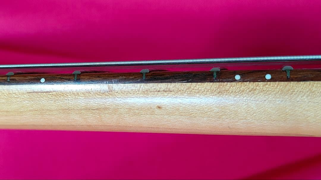 FERNANDES エレキギター グリーン綺麗なグリーン系の色です