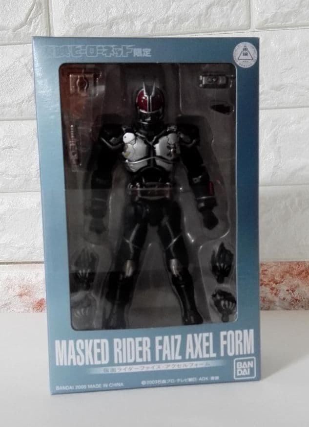 《特撮フィギュア》東映ヒーローネット限定【仮面ライダーファイズアクセルフォーム】