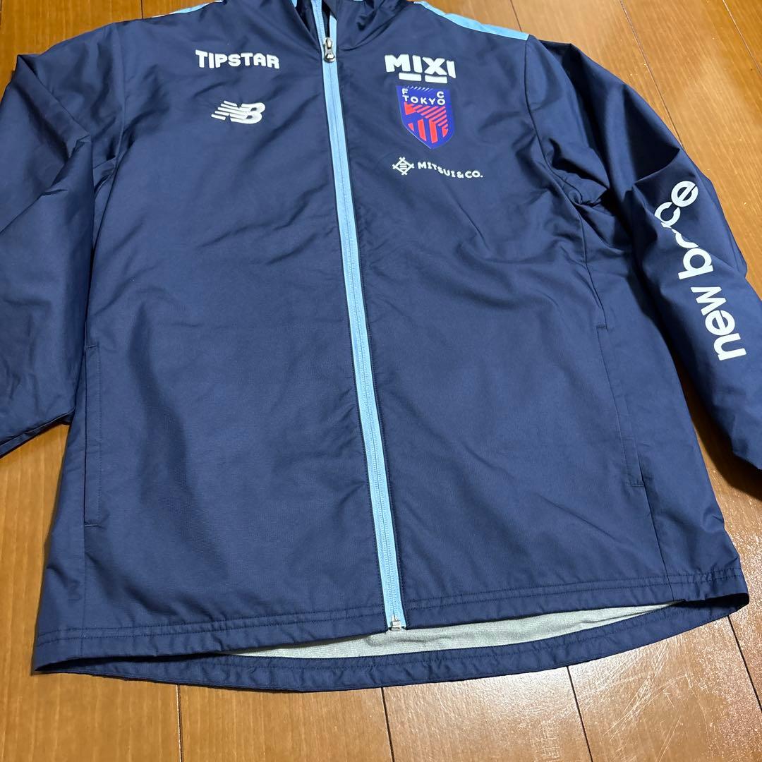 【Lサイズ】FC東京 ウインドジャケット アウター ネイビー ニューバランス