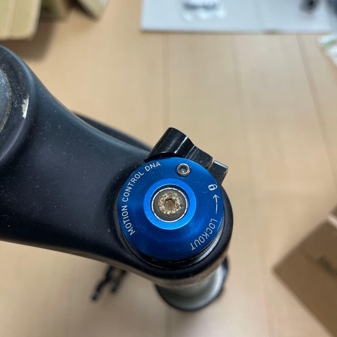 ROCKSHOX REVELATION サスフォーク 27.5 15x100mm