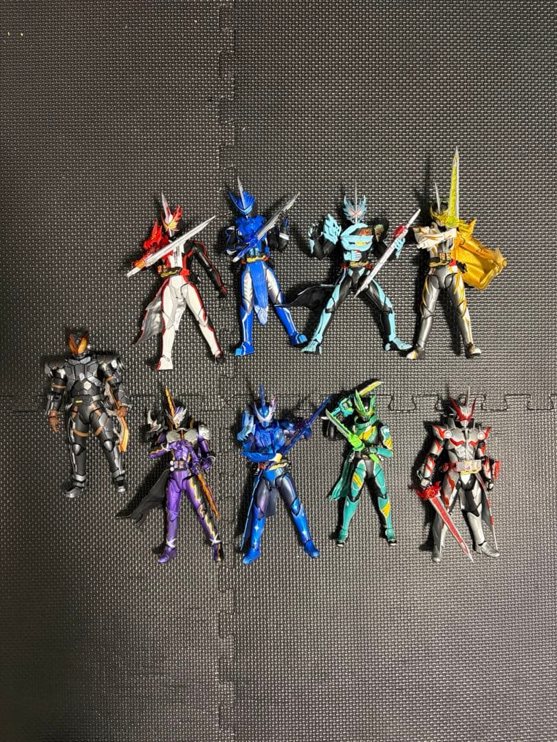 仮面ライダー セイバー　フィギュアーツ まとめ売り