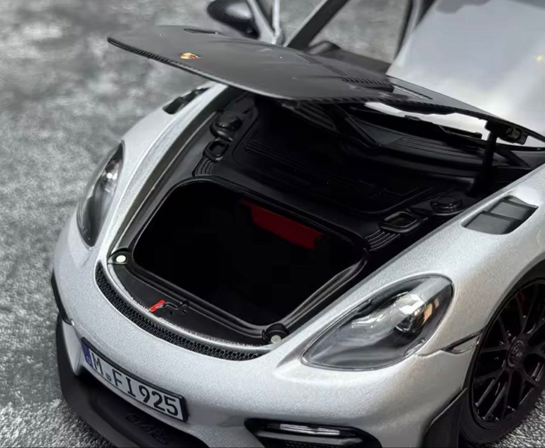 Norev 1/18 2023ポルシェ ケイマン GT4 RSモデルミニカー