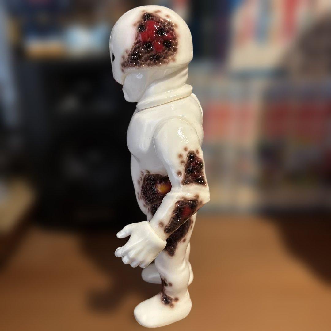 ブラドサカー星人 ソフビ UNKNOWN MAKER