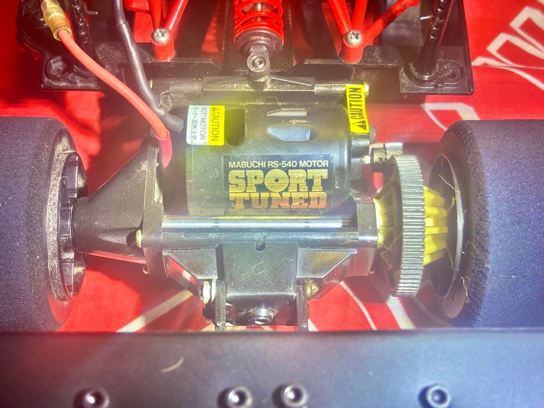 タミヤ Cカーシャーシとモーターとサーボ