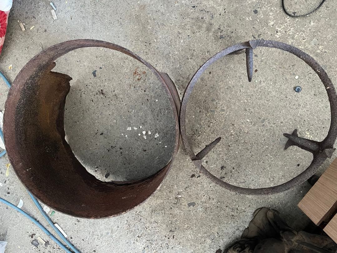 時代物レトロ茶釜セット　 (鋳鉄製　鉄器火鉢)+(茶釜 風炉釜 羽釜 アルミ製)