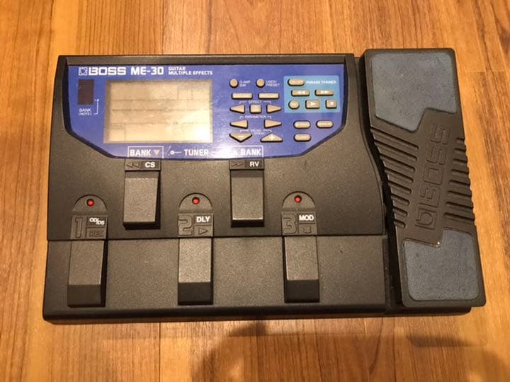 ✴︎最終値下✴︎ BOSS ME-30 ビンテージ　マルチエフェクター