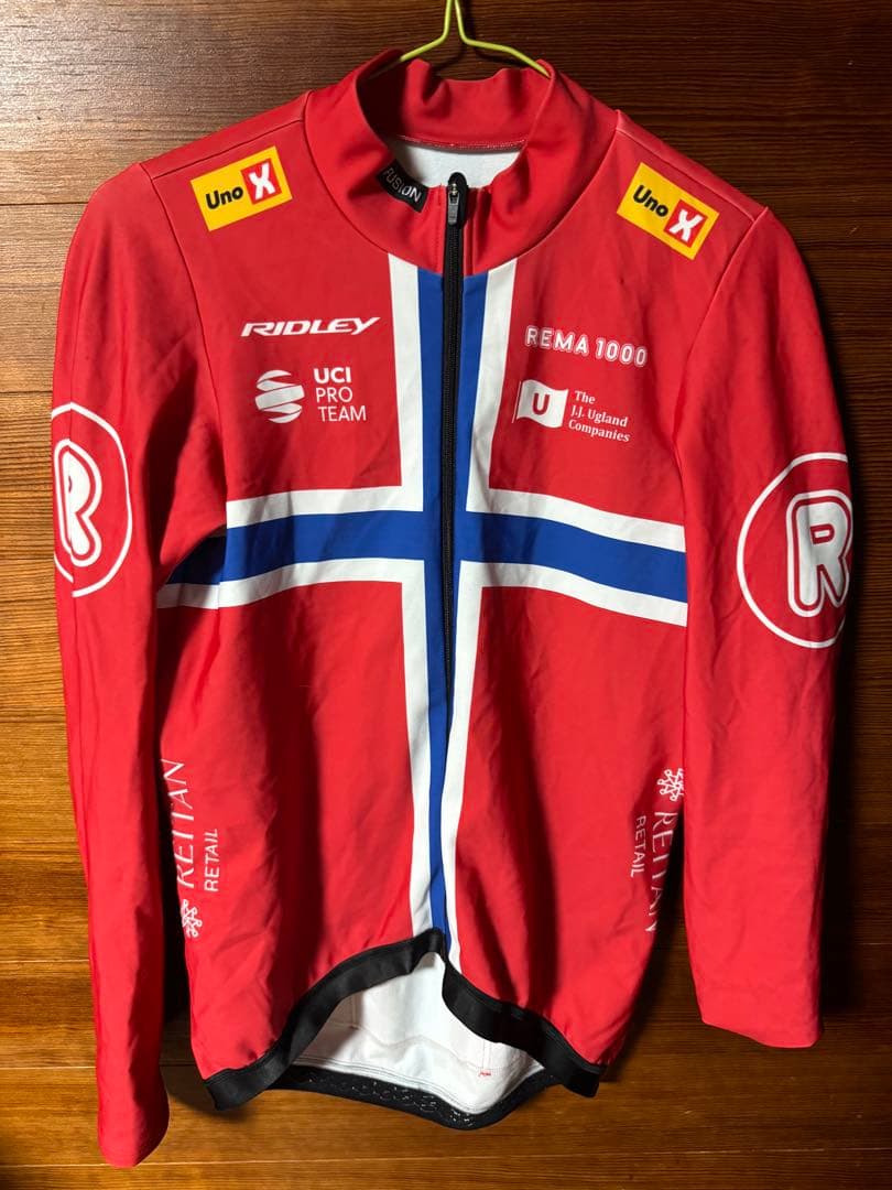 Uno-X Mobility チャンピオンジャージ 選手支給品非売品