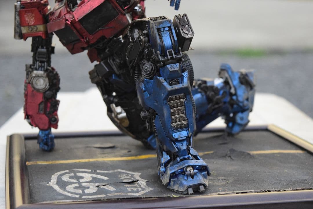 yolopark オプティマス・プライム塗装済み完成品
