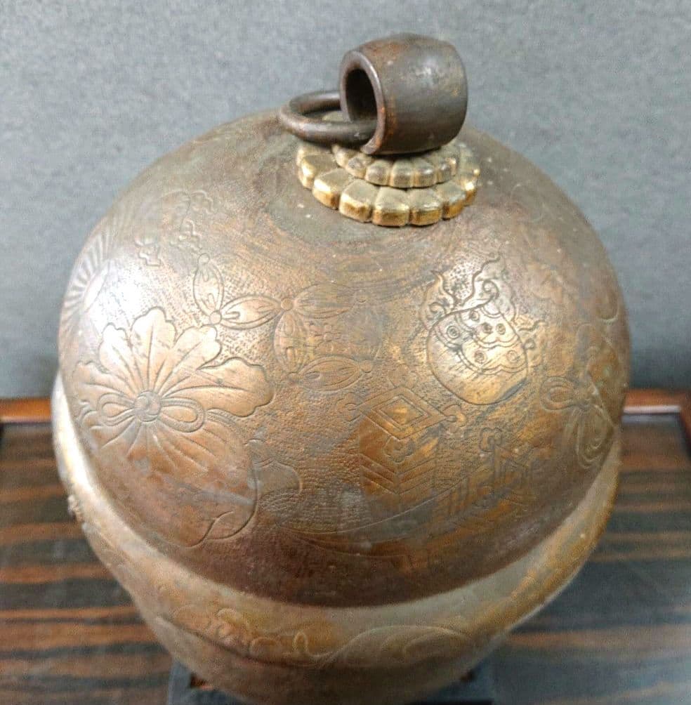 古銅製　大鈴
