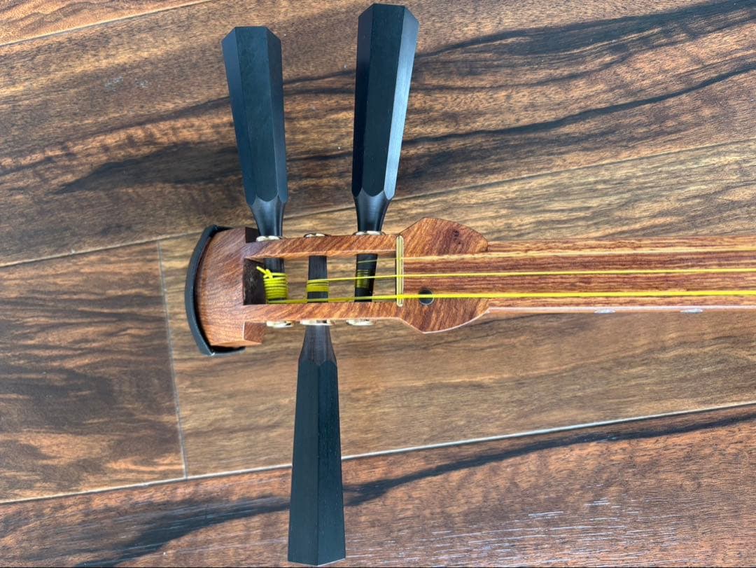 津軽三味線 太棹