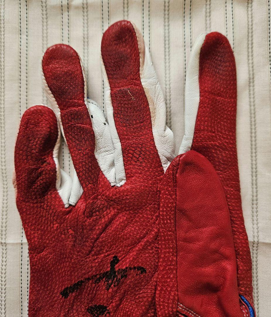 中日ドラゴンズ　吉見一起　練習着　バッティンググローブ　サイン入り