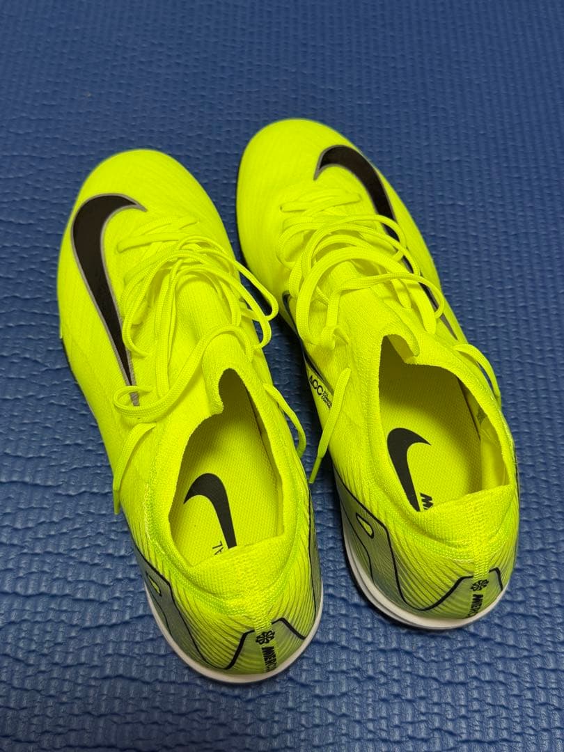 Nike マーキュリアルヴェイパープロ