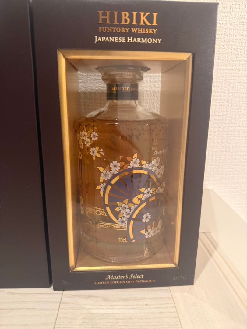 響 ジャパニーズハーモニー マスターズセレクト700ml