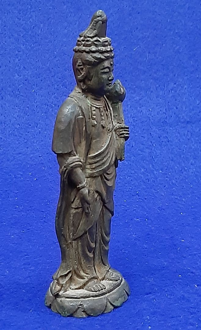 鎌倉期 鏨彫り観音菩薩　観音様 仏像 骨董