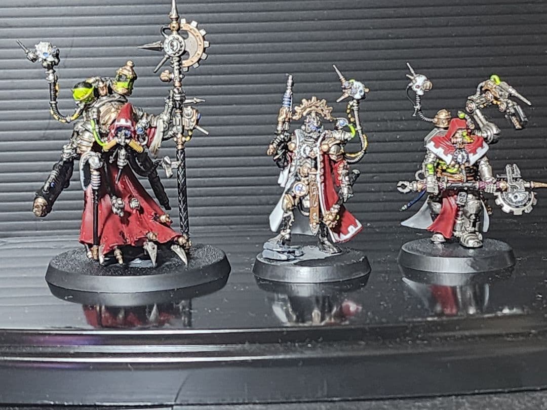 週刊ウォーハンマー、アデプトゥス·メカニカス全種、塗装済み。