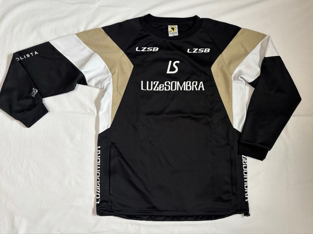 ルースイソンブラ　ジャージ上下　XL ブラック　ゴールド　サッカーウエア