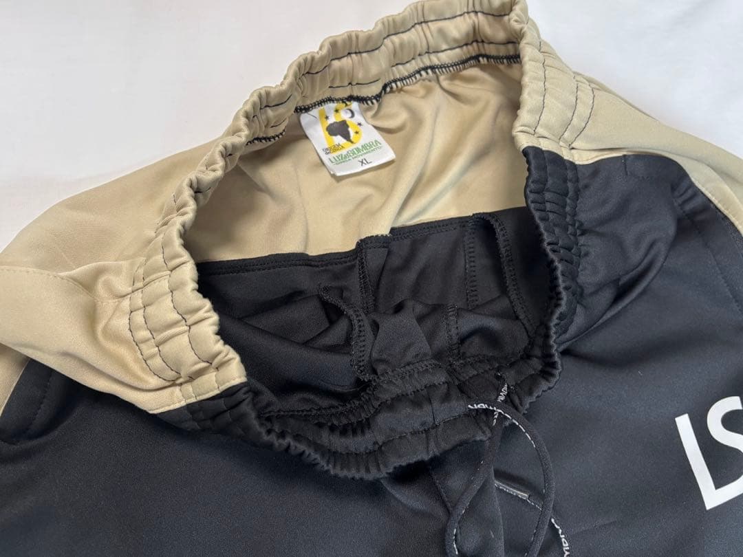 ルースイソンブラ　ジャージ上下　XL ブラック　ゴールド　サッカーウエア