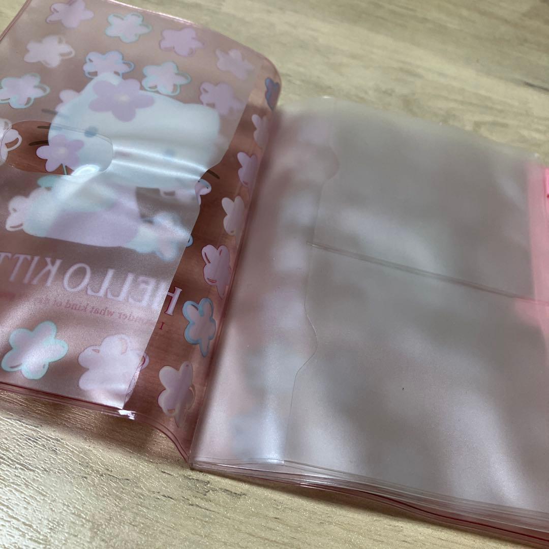 レア❣️HELLO KITTY 保険証ケース