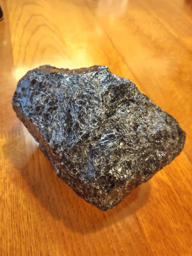 モリオン(黒水晶)の原石