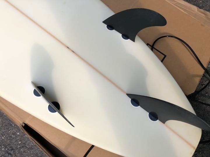 奈良発 サーフボード 6'3 × 18 3/4 × 2 3/8