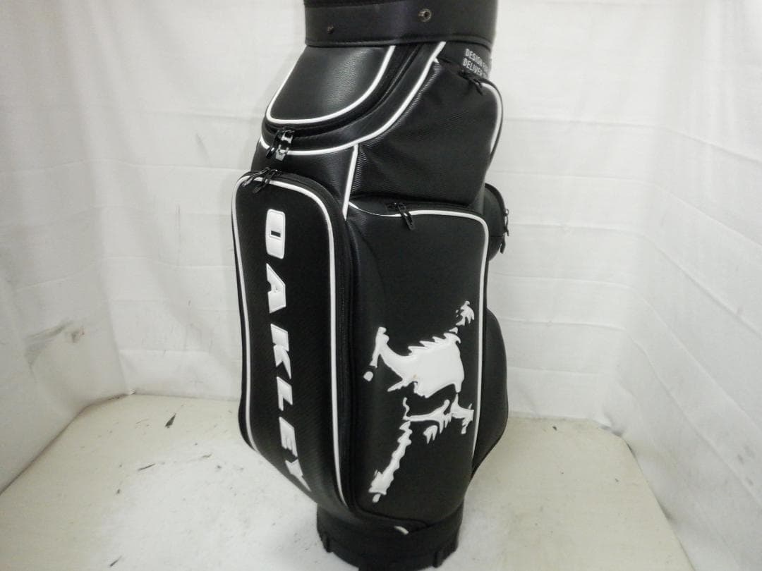 OAKLEY★オークリー★スカル★9.5型★美品★スタッフ(BK×WH)