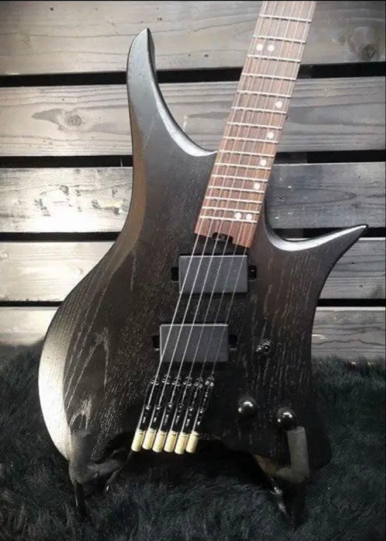 小*平様 エレキギター ブラック 24フレット ハムバッカー