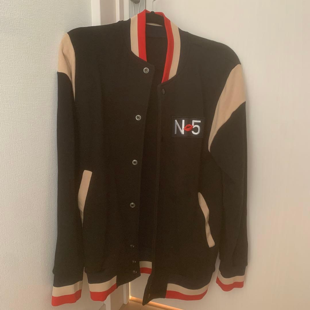 nissy アウター　M