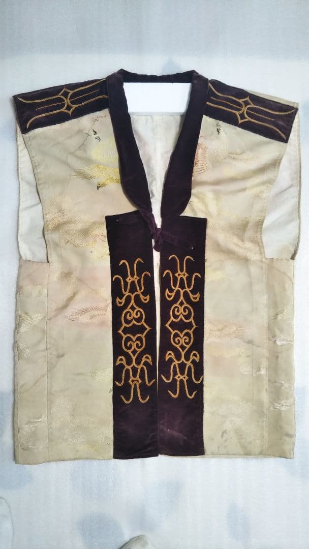 (値下げ)アイヌ衣装!　豪華金色刺繍