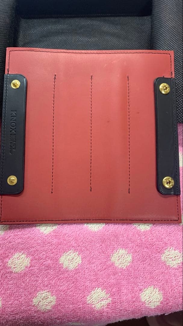 KNOX PEARCE 本革 ロールペンケース ブラック×レッド