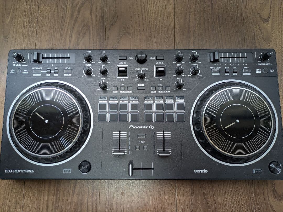 DDJ-REV1コントローラー