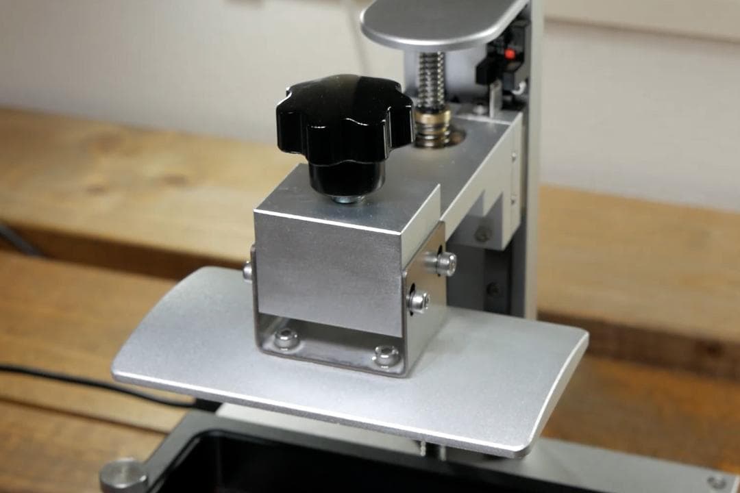 小型光造形機 SQ1X / 3Dプリンター