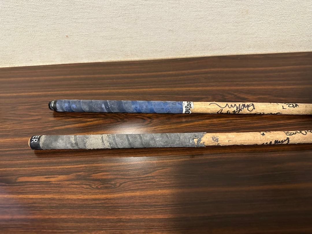 ゼブラヘッド　ZEBRAHEAD　サイン入り　ドラムスティック　2本セット