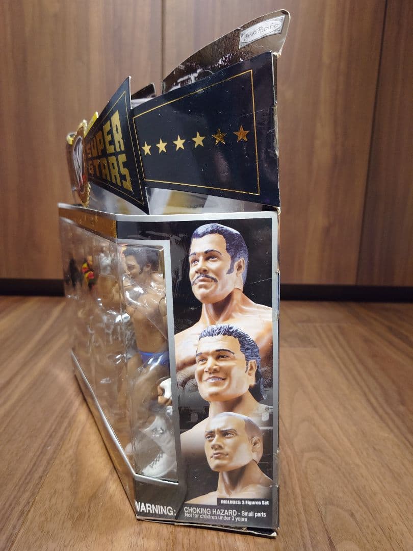 WWE The Rockファミリー フィギュアセット