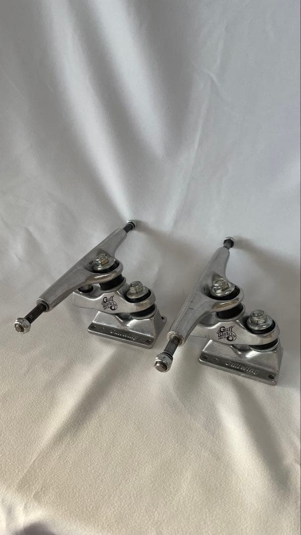 激レア！スケボー トラックGULLWING SIDEWINDER1 【送料無料】